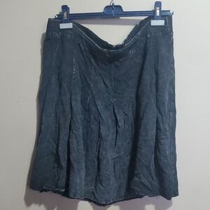 Torrid Charcoal A-Line Skirt Size 1